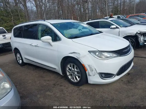 2C4RC1BG1LR280181 2020 CHRYSLER PACIFICA - Image 1