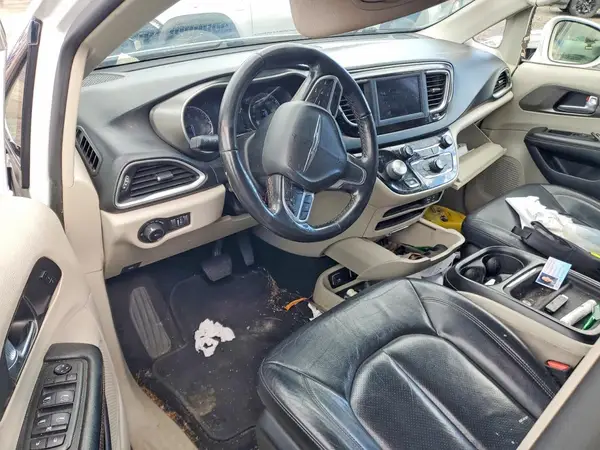 2C4RC1BG1LR284215 2020 CHRYSLER PACIFICA - Image 8