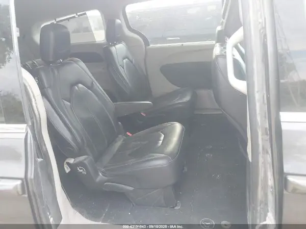 2C4RC1BG1LR284232 2020 CHRYSLER PACIFICA - Image 8