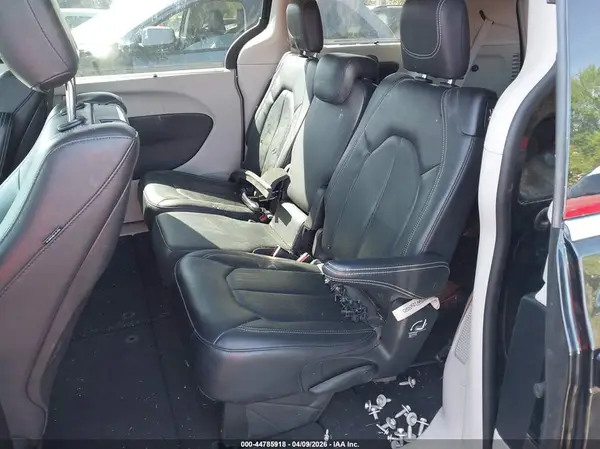 2C4RC1BG1NR112656 2022 CHRYSLER PACIFICA - Image 8
