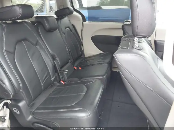 2C4RC1BG1NR135628 2022 CHRYSLER PACIFICA - Image 8