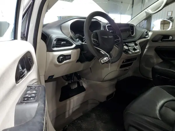 2C4RC1BG1NR143115 2022 CHRYSLER PACIFICA - Image 8