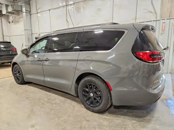 2C4RC1BG1NR152784 2022 CHRYSLER PACIFICA - Image 2