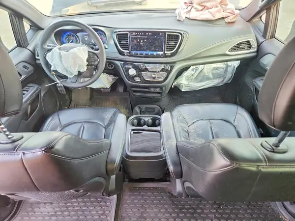 2C4RC1BG1PR505205 2023 CHRYSLER PACIFICA - Image 8