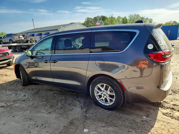 2C4RC1BG1PR508332 2023 CHRYSLER PACIFICA - Image 2