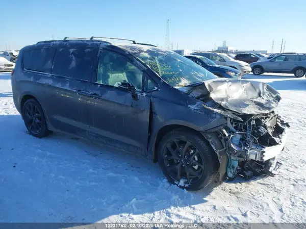 2C4RC1BG1PR528659 2023 CHRYSLER PACIFICA - Image 1