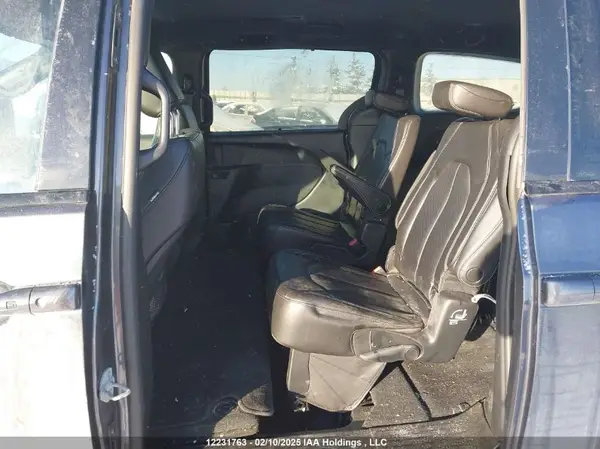 2C4RC1BG1PR528659 2023 CHRYSLER PACIFICA - Image 8