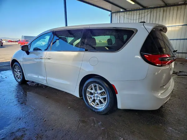 2C4RC1BG1PR531481 2023 CHRYSLER PACIFICA - Image 2