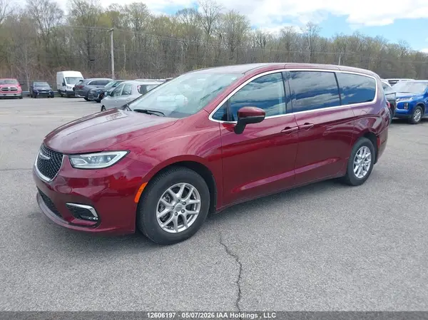 2C4RC1BG1PR561158 2023 CHRYSLER PACIFICA - Image 2