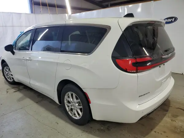 2C4RC1BG1PR574167 2023 CHRYSLER PACIFICA - Image 2