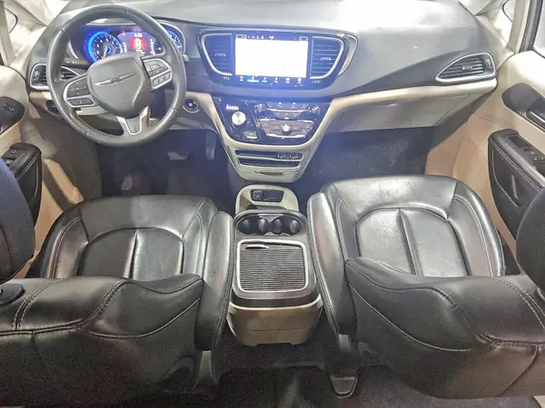 2C4RC1BG1PR605983 2023 CHRYSLER PACIFICA - Image 8