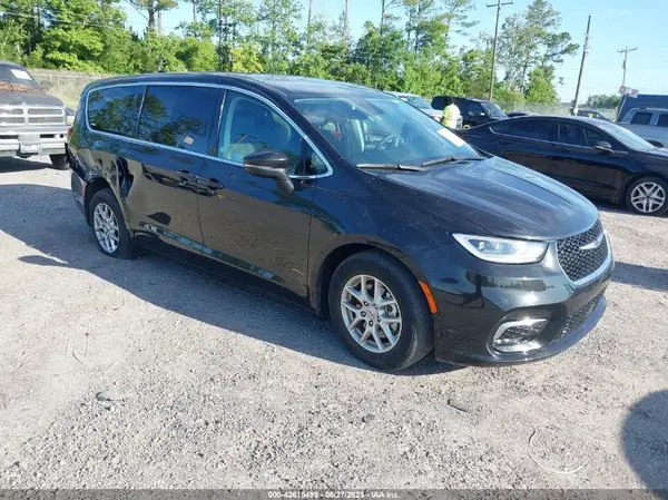 2C4RC1BG1PR606566 2023 CHRYSLER PACIFICA - Image 1