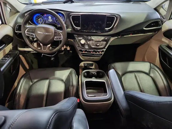 2C4RC1BG1PR620824 2023 CHRYSLER PACIFICA - Image 8