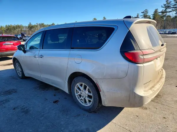 2C4RC1BG1PR621116 2023 CHRYSLER PACIFICA - Image 2