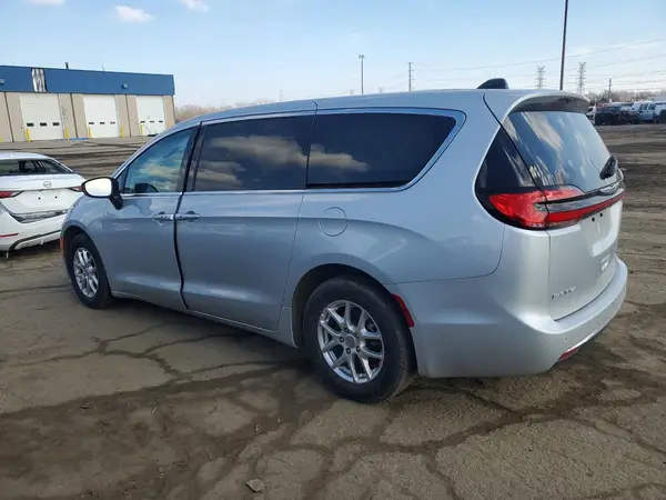 2C4RC1BG1PR624629 2023 CHRYSLER PACIFICA - Image 2
