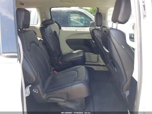 2C4RC1BG1PR628406 2023 CHRYSLER PACIFICA - Image 8