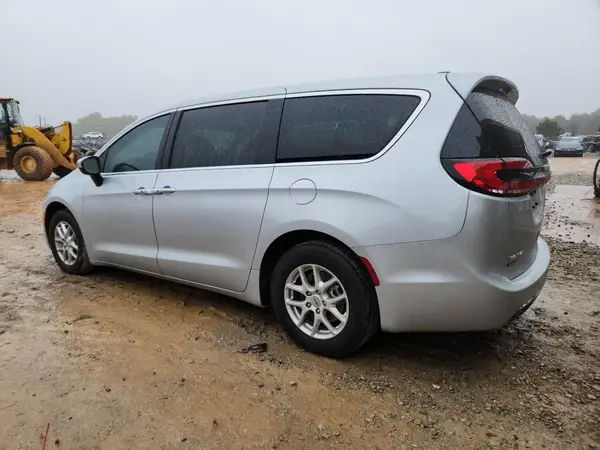 2C4RC1BG1PR630088 2023 CHRYSLER PACIFICA - Image 2
