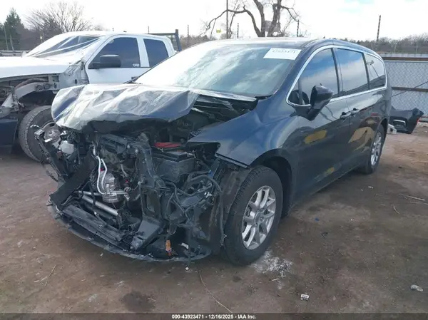2C4RC1BG1RR100514 2024 CHRYSLER PACIFICA - Image 2