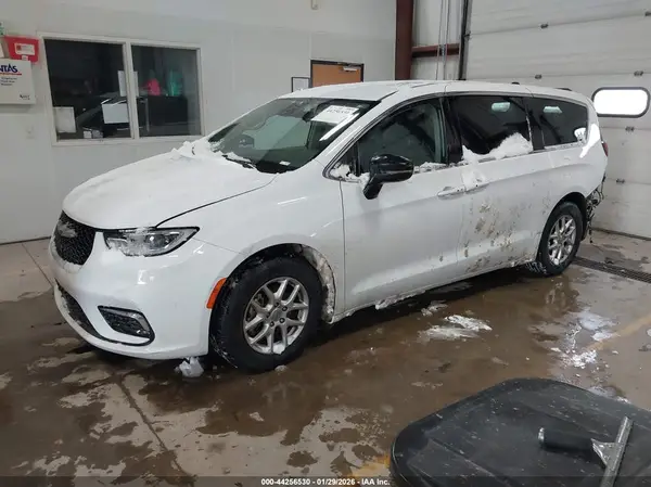 2C4RC1BG1RR110055 2024 CHRYSLER PACIFICA - Image 2