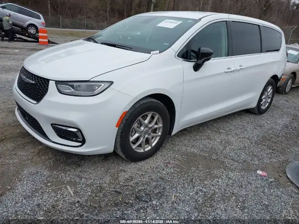 2C4RC1BG1RR125445 2024 CHRYSLER PACIFICA - Image 2