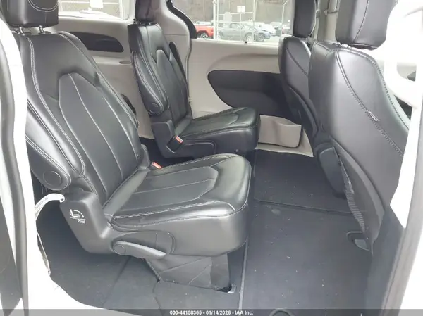 2C4RC1BG1RR125445 2024 CHRYSLER PACIFICA - Image 8