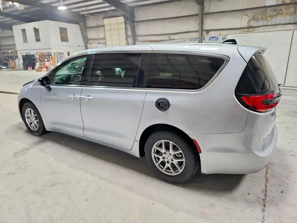 2C4RC1BG1RR143492 2024 CHRYSLER PACIFICA - Image 2