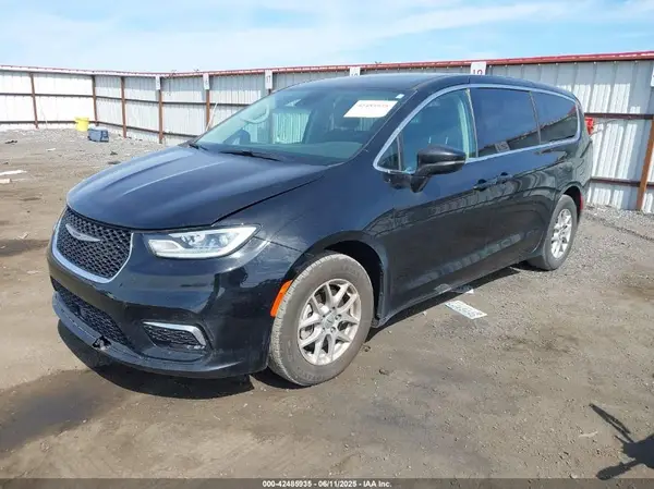 2C4RC1BG1RR159451 2024 CHRYSLER PACIFICA - Image 2