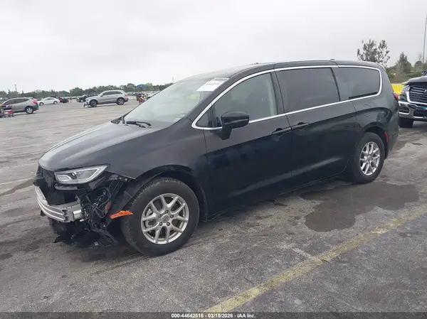 2C4RC1BG1RR163550 2024 CHRYSLER PACIFICA - Image 2