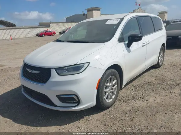 2C4RC1BG1RR167615 2024 CHRYSLER PACIFICA - Image 2