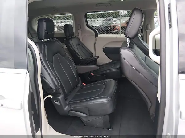 2C4RC1BG1RR172605 2024 CHRYSLER PACIFICA - Image 8