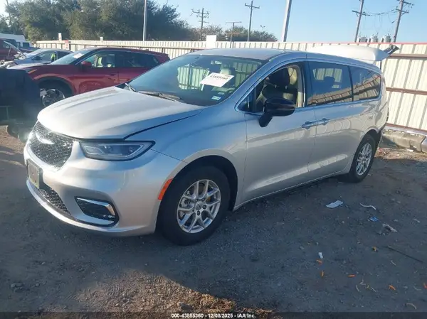 2C4RC1BG1RR173012 2024 CHRYSLER PACIFICA - Image 2