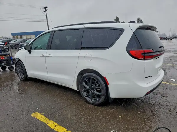 2C4RC1BG1RR180669 2024 CHRYSLER PACIFICA - Image 2