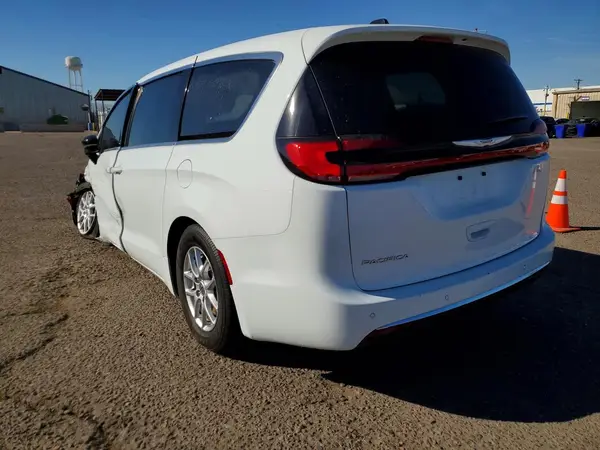 2C4RC1BG1RR203173 2024 CHRYSLER PACIFICA - Image 2