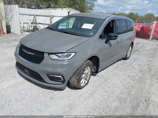 2C4RC1BG1SR504578 2025 CHRYSLER PACIFICA - Image 2
