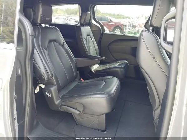 2C4RC1BG1SR504578 2025 CHRYSLER PACIFICA - Image 8
