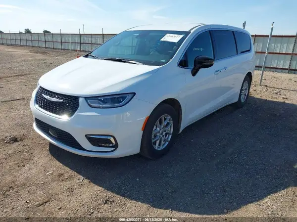 2C4RC1BG1SR513507 2025 CHRYSLER PACIFICA - Image 2