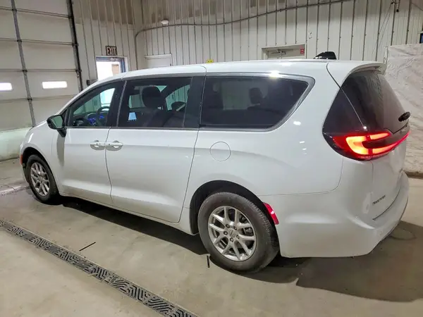 2C4RC1BG1SR556258 2025 CHRYSLER PACIFICA - Image 2