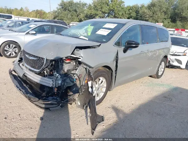 2C4RC1BG1SR562061 2025 CHRYSLER PACIFICA - Image 2