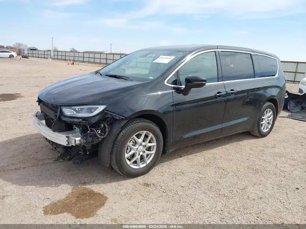 2C4RC1BG1SR577093 2025 CHRYSLER PACIFICA - Image 2