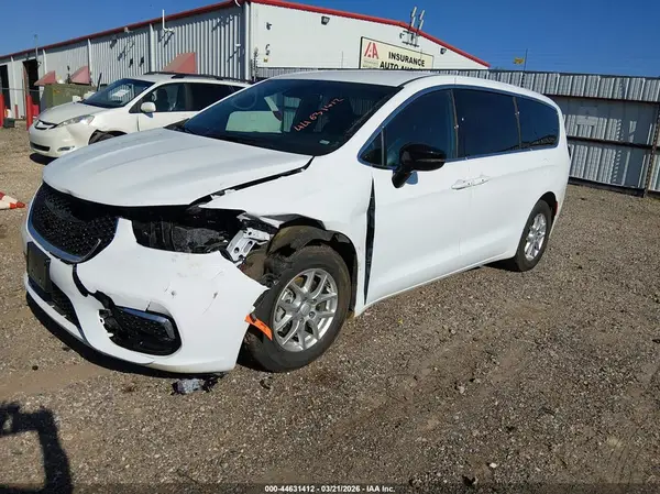 2C4RC1BG1SR579345 2025 CHRYSLER PACIFICA - Image 2