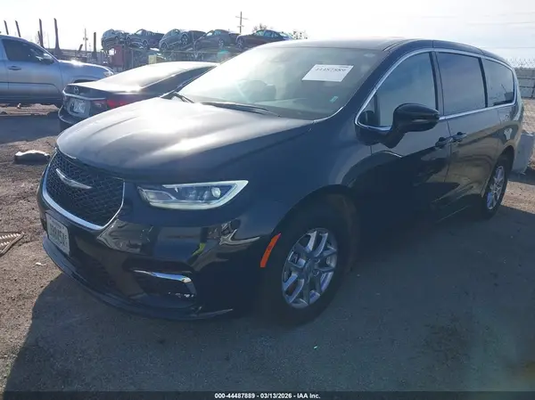 2C4RC1BG1SR594881 2025 CHRYSLER PACIFICA - Image 2