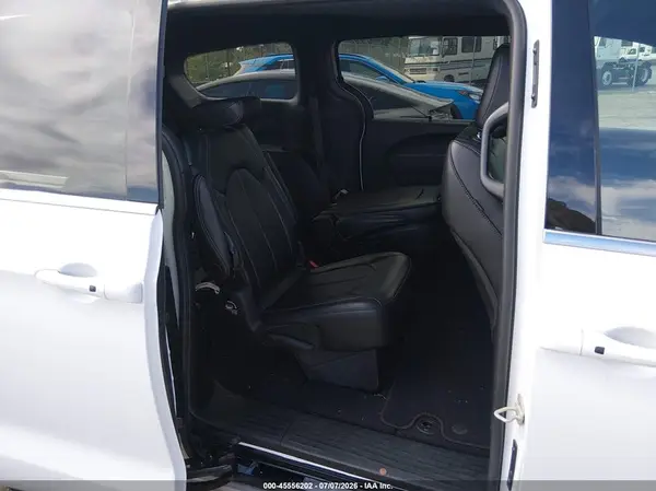 2C4RC1BG1SR600839 2025 CHRYSLER PACIFICA - Image 8