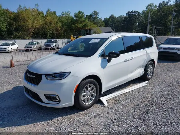 2C4RC1BG1SR605927 2025 CHRYSLER PACIFICA - Image 2