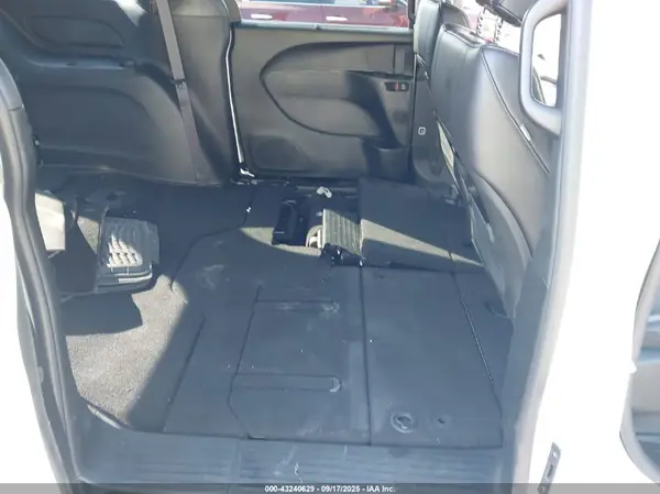 2C4RC1BG1SR605927 2025 CHRYSLER PACIFICA - Image 8