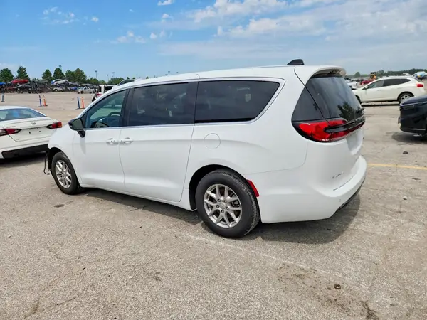 2C4RC1BG1SR611548 2025 CHRYSLER PACIFICA - Image 2