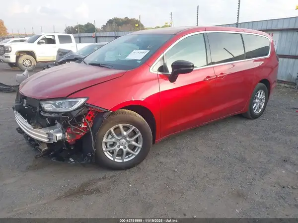 2C4RC1BG1TR179271 2026 CHRYSLER PACIFICA - Image 2