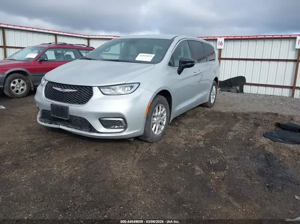 2C4RC1BG1TR191131 2026 CHRYSLER PACIFICA - Image 2