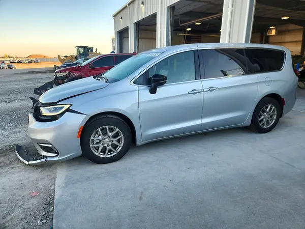2C4RC1BG1TR193543 2026 CHRYSLER PACIFICA - Image 1