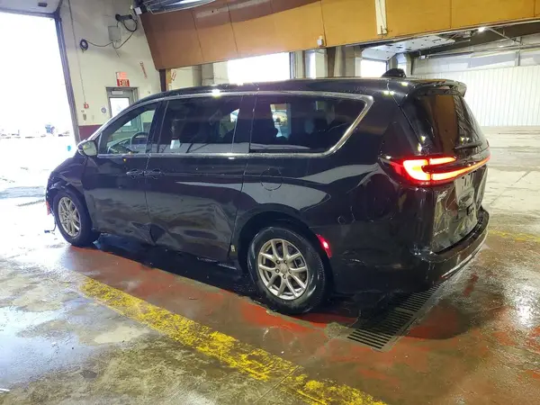 2C4RC1BG1TR207358 2026 CHRYSLER PACIFICA - Image 2