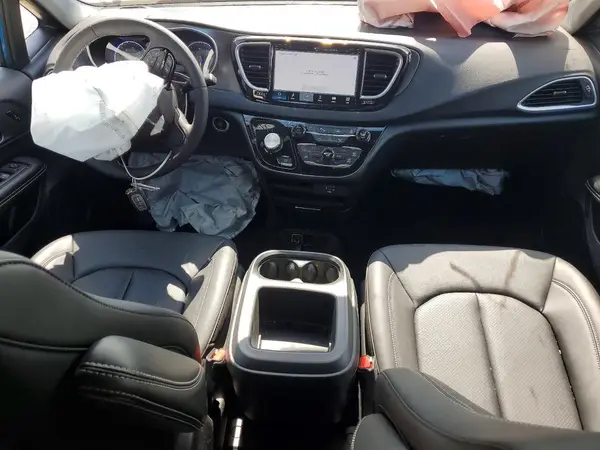 2C4RC1BG1TR267673 2026 CHRYSLER PACIFICA - Image 8
